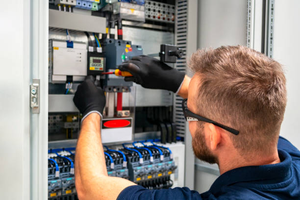 Best Licensed Electrician  in Bloomfield, IN