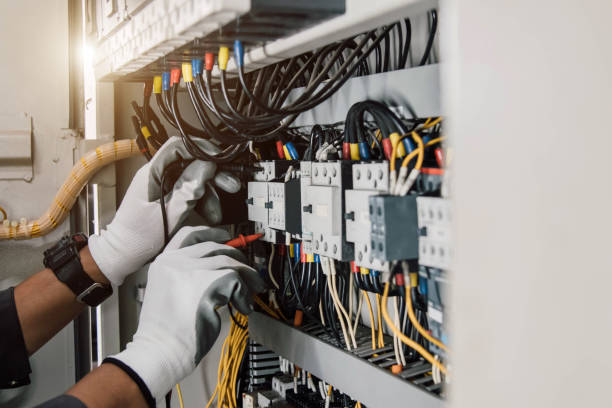 Best Circuit Breaker Repair  in Bloomfield, IN